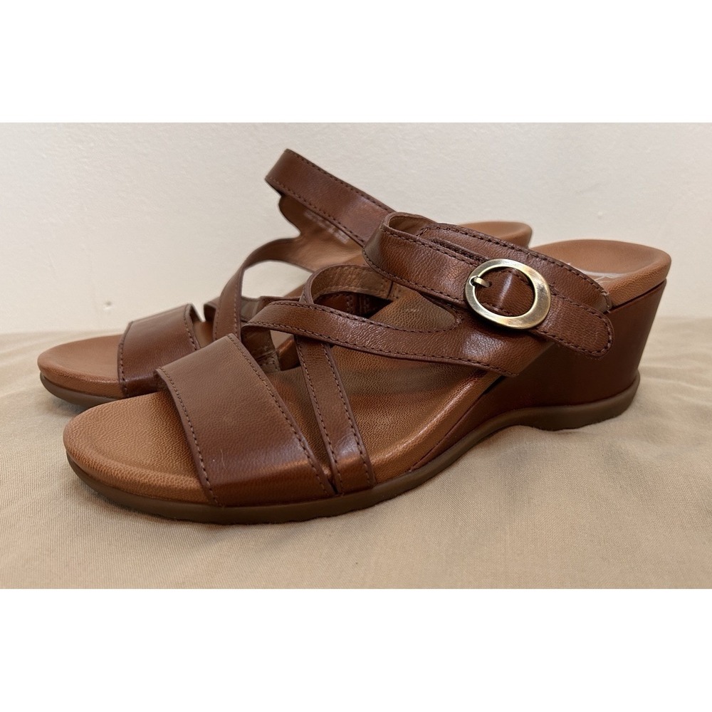 Dansko Ana Wedge Strappy Leather Sandals SZ 40 9-9.5 Brown Buckle Strap Open Toe